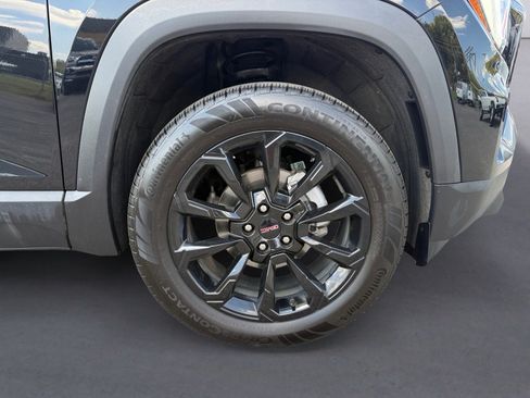 Used 2026 GMC Terrain Elevation w/ Elevation Premium Package AWD/4WD image 9