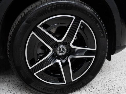 Certified 2026 Mercedes-Benz GLC 300 4MATIC image 11