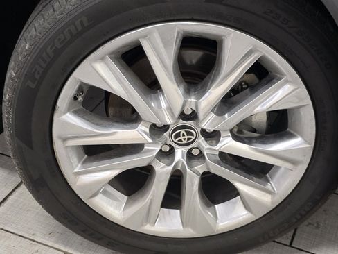 Certified 2020 Toyota Highlander Limited image 13