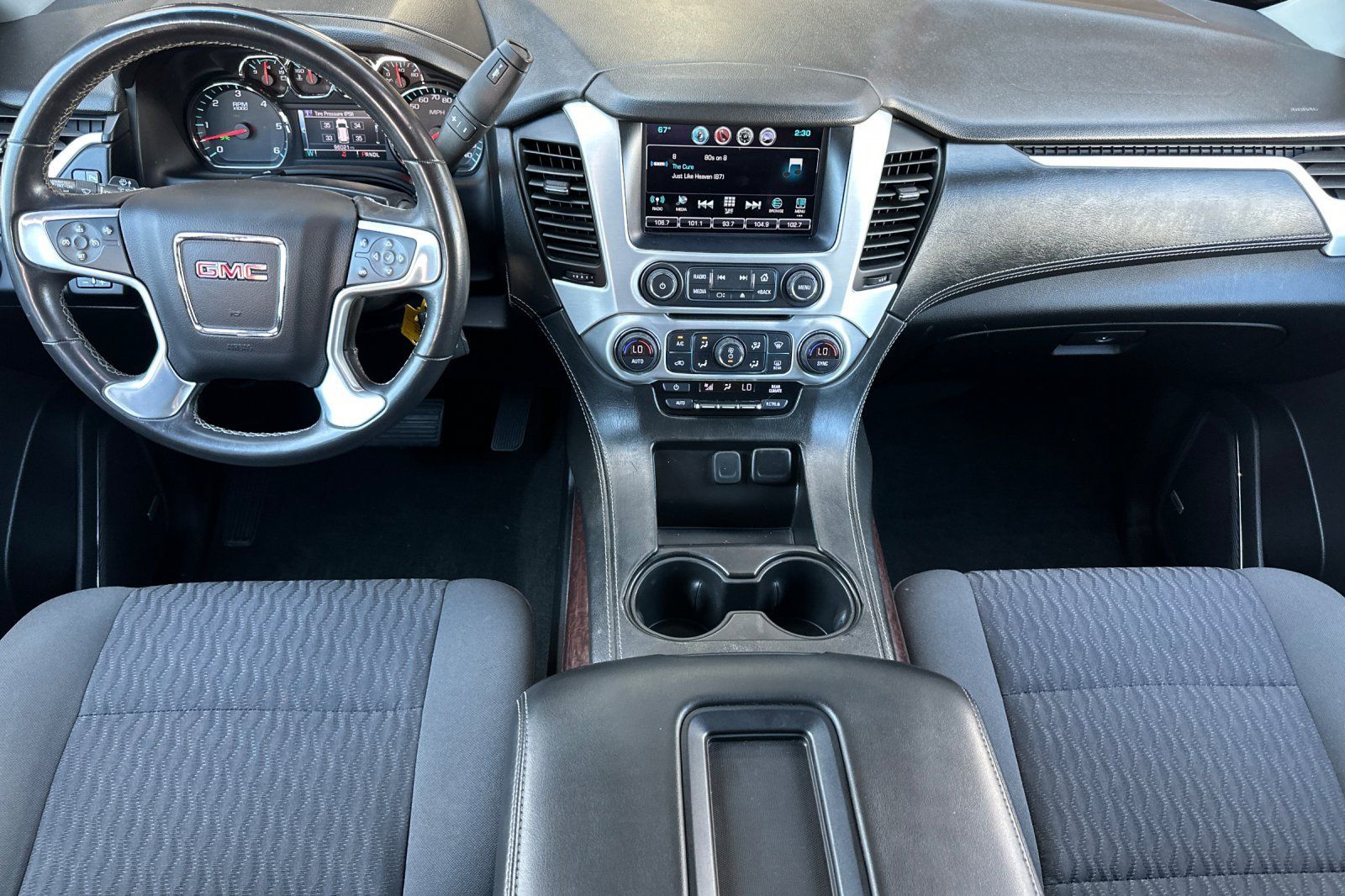 Used 2018 GMC Yukon XL SLE w/ SLE Value Package AWD/4WD image 15