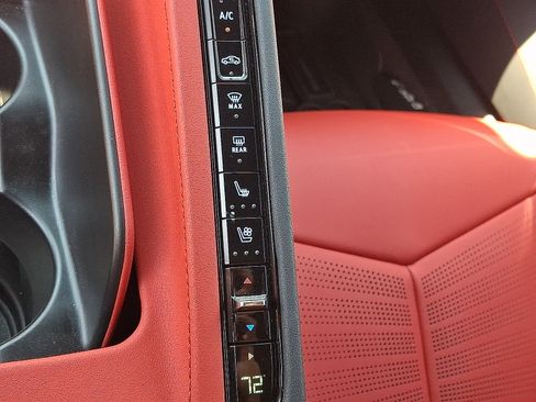 Certified 2024 Chevrolet Corvette Stingray Preferred Cpe w/ Z51 Performance Package RWD image 13