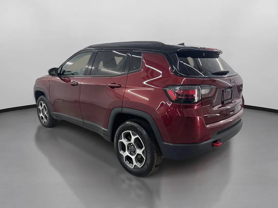 Used 2022 Jeep Compass Trailhawk w/ Trailhawk Elite Group AWD/4WD image 7