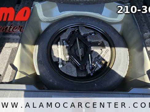 Used 2014 Subaru Outback 2.5i Limited image 26