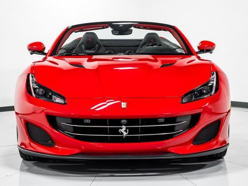Used 2020 Ferrari Portofino RWD image 8