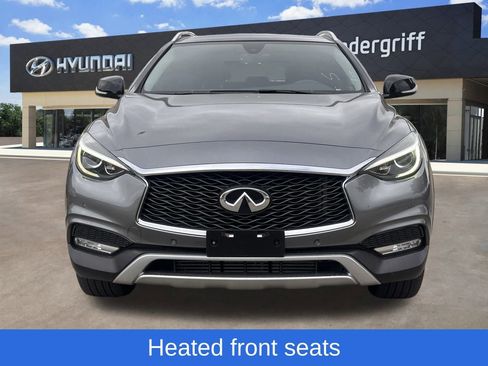 Used 2018 INFINITI QX30 Premium w/ Navigation Package image 3