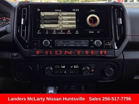 Used 2025 Nissan Frontier Pro-X w/ Pro Convenience Package RWD image 18