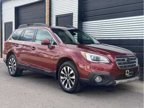 Used 2015 Subaru Outback 3.6R Limited w/ Popular Package #4 AWD/4WD image 12