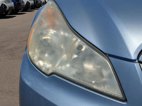 Used 2011 Subaru Outback 2.5i Limited image 6