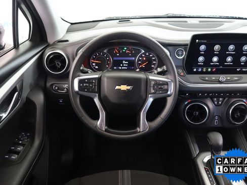 Used 2025 Chevrolet Blazer LT image 17