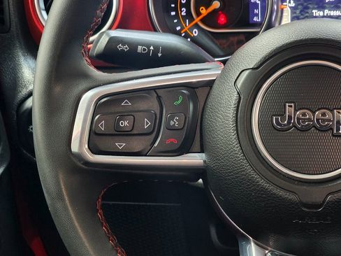 Used 2023 Jeep Gladiator Rubicon image 19