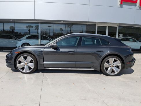 New 2024 Porsche Taycan 4 Cross Turismo AWD/4WD image 2