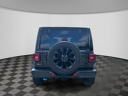 Used 2023 Jeep Wrangler Unlimited Sahara w/ Cold Weather Group AWD/4WD image 4
