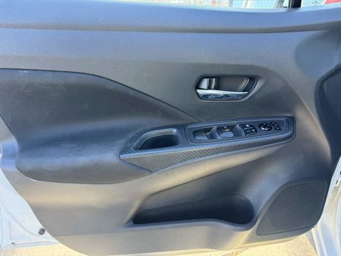 Used 2021 Nissan Versa SV image 10