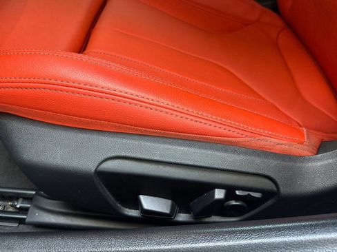 Used 2024 BMW Z4 M40i w/ Shadowloine Package RWD image 14