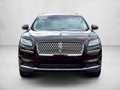Used 2023 Lincoln Nautilus FWD image 3