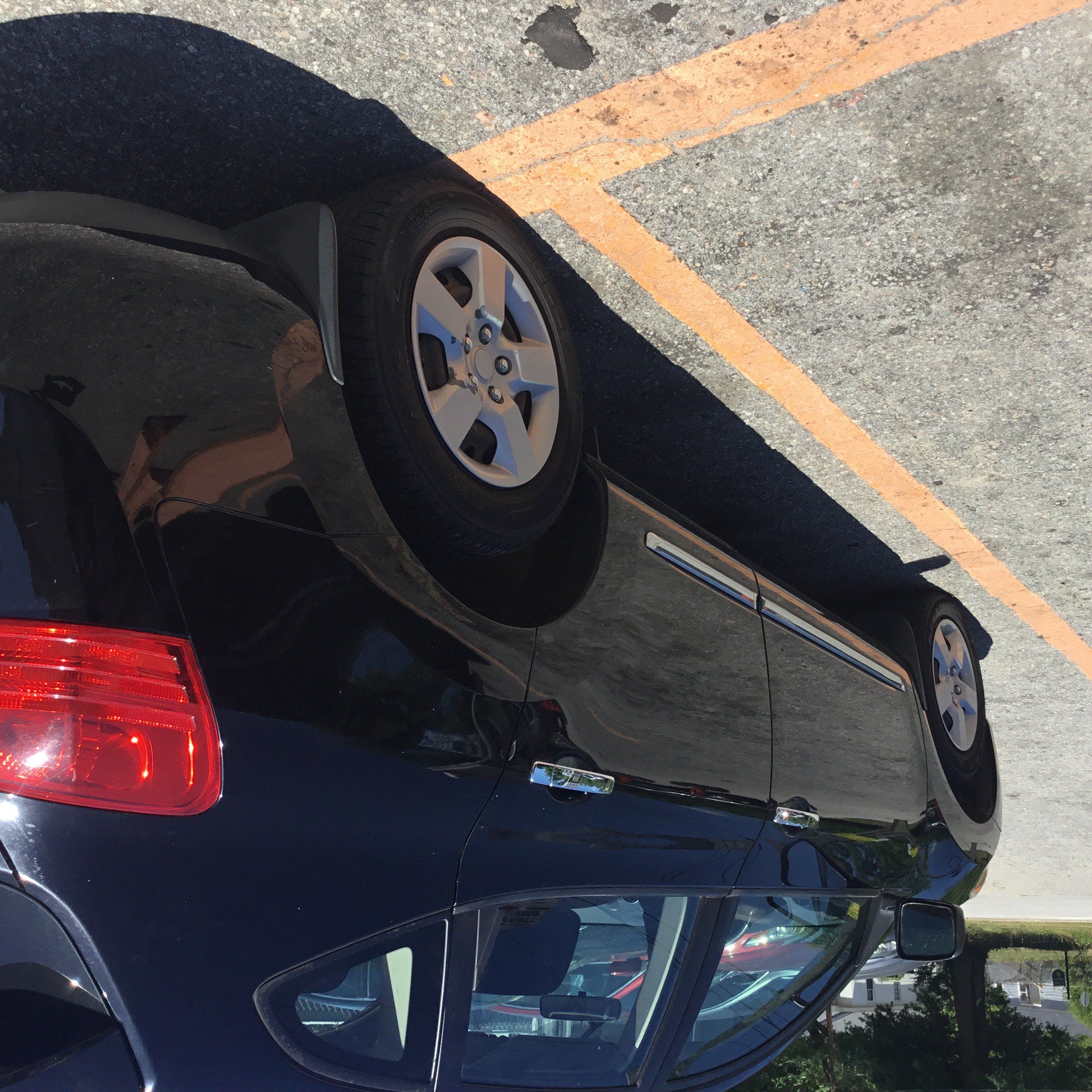 Used 2011 Nissan Rogue S AWD/4WD image 3