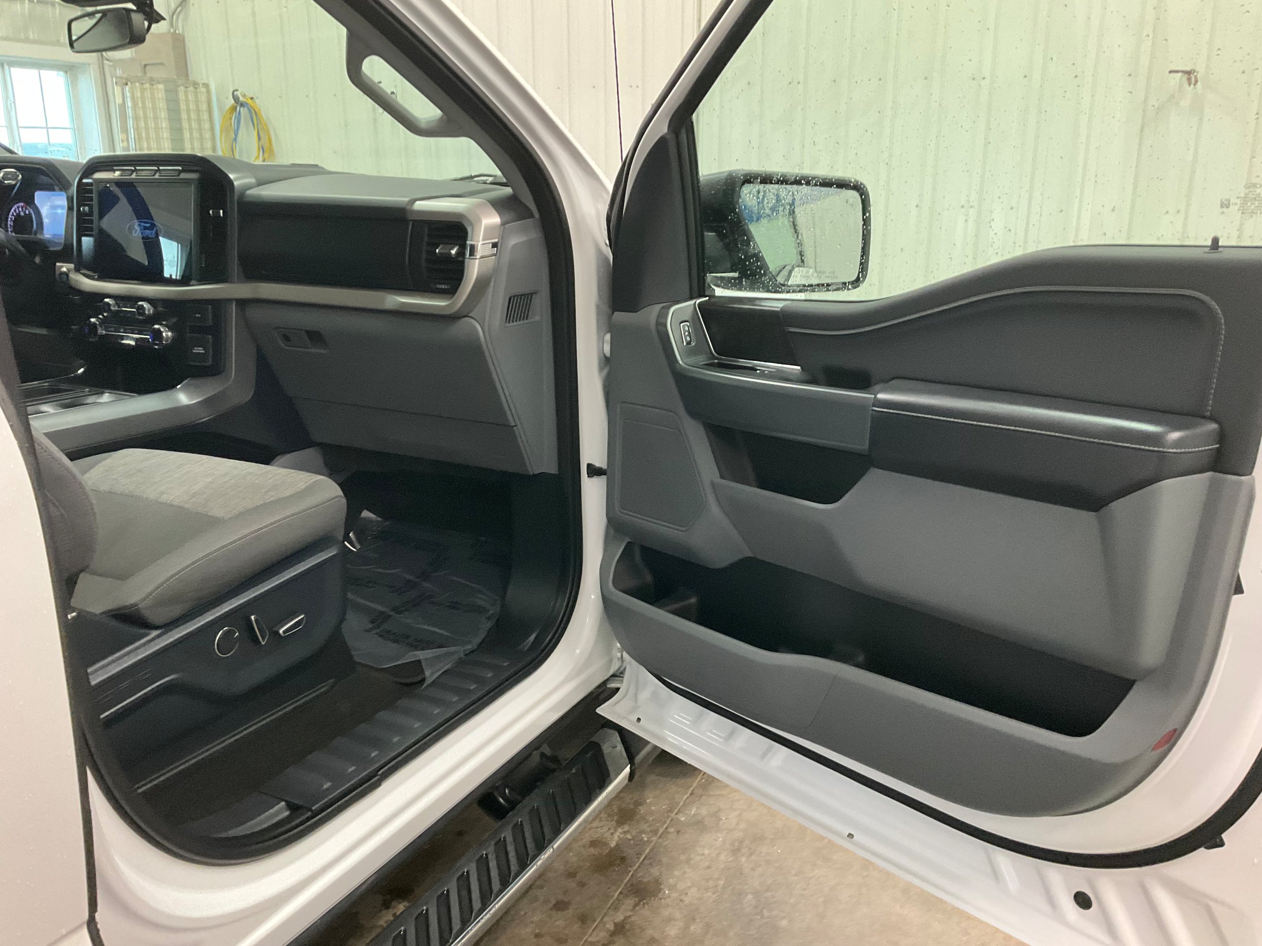 Used 2021 Ford F150 XLT w/ Equipment Group 302A High AWD/4WD image 26
