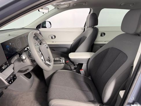 Used 2026 Hyundai Ioniq 5 SE image 22