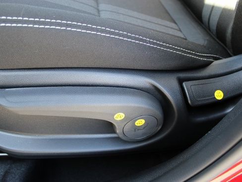 New 2025 Hyundai Venue SEL image 11