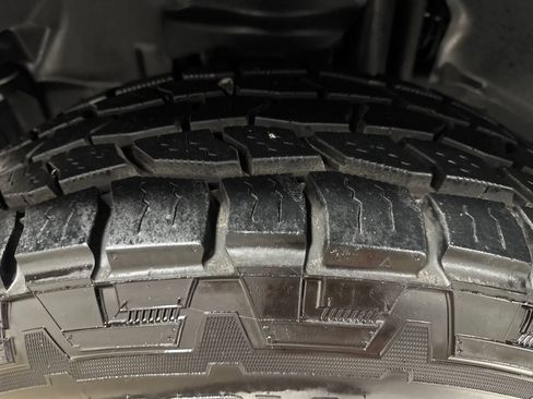 Used 2018 Jeep Wrangler Unlimited Sport S AWD/4WD image 11