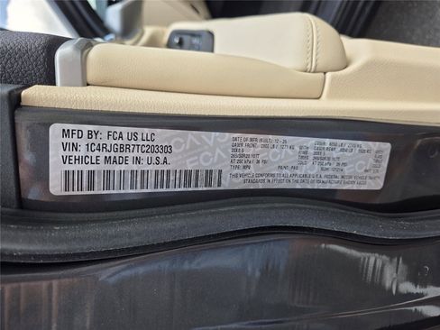New 2026 Jeep Grand Cherokee Limited RWD image 29