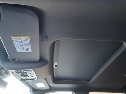 New 2026 GMC Sierra 1500 SLT w/ SLT Premium Plus Package image 9