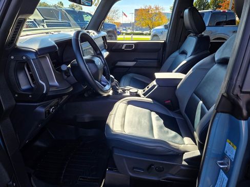 Used 2022 Ford Bronco Outer Banks image 19