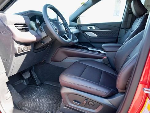 New 2026 Ford Explorer Platinum w/ LUX Leather Package image 13