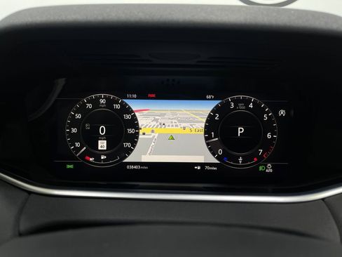 Used 2020 Land Rover Range Rover Evoque SE image 24