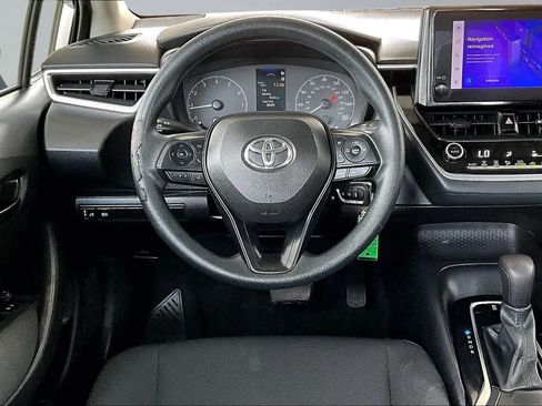 Used 2023 Toyota Corolla LE FWD image 8