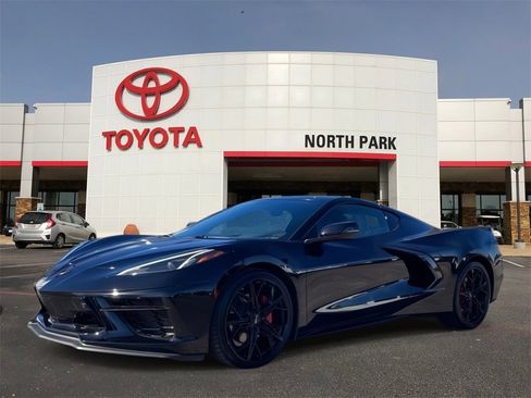 Used 2022 Chevrolet Corvette Stingray Preferred Cpe w/ 2LT image 1