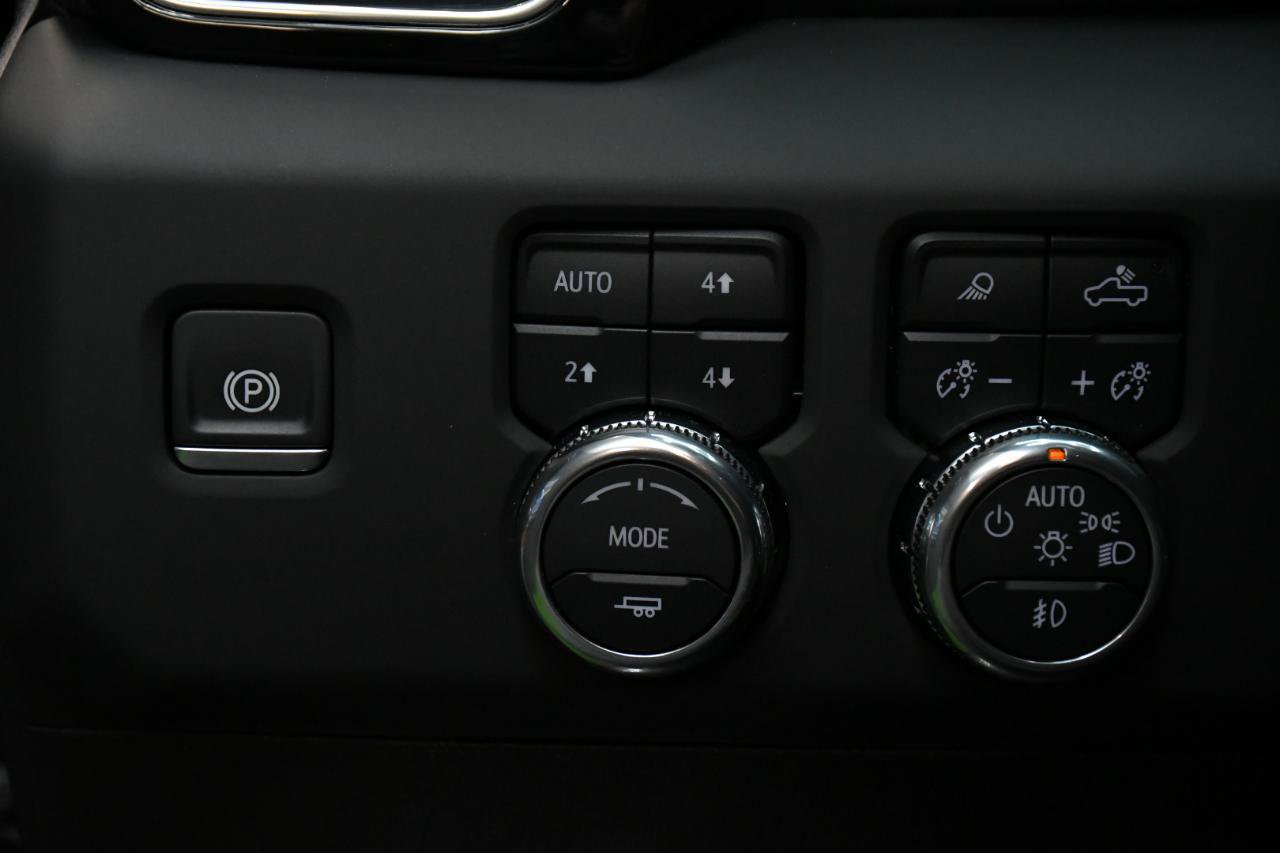 Used 2024 GMC Sierra 2500 Denali Ultimate AWD/4WD image 31