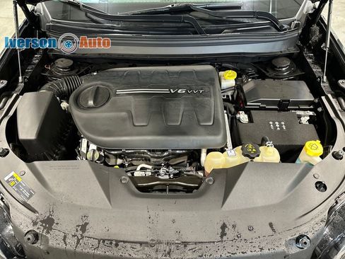 Used 2022 Jeep Cherokee Limited AWD/4WD image 12