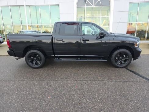 Used 2017 RAM 1500 Sport w/ Quick Order Package 22Q Night image 4