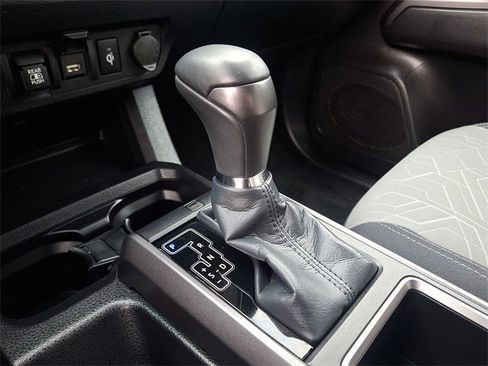 Used 2023 Toyota Tacoma TRD Sport image 14