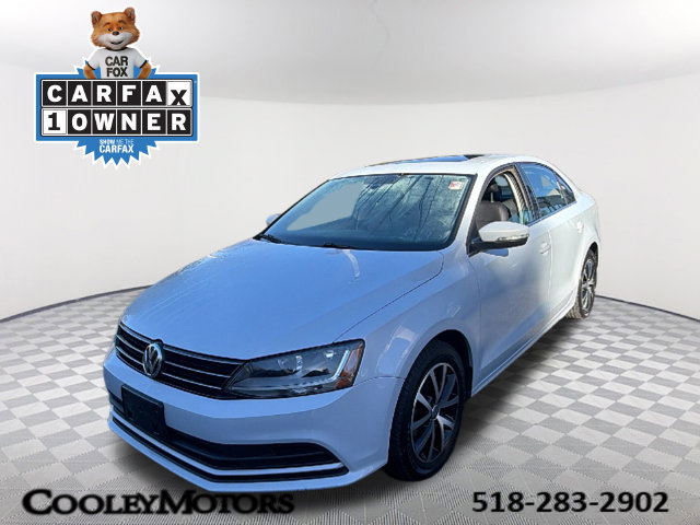 Used 2017 Volkswagen Jetta SE FWD image 1