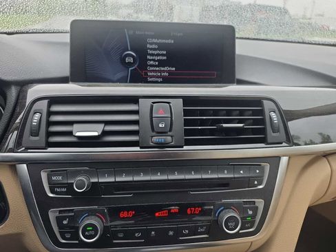 Used 2013 BMW 335i xDrive Sedan AWD/4WD image 12