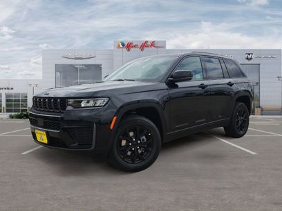 New 2026 Jeep Grand Cherokee Altitude