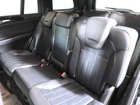 Certified 2017 Mercedes-Benz GLS 450 4MATIC image 4