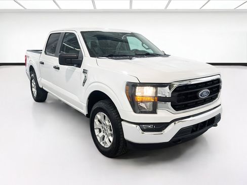Used 2023 Ford F150 XLT AWD/4WD image 3