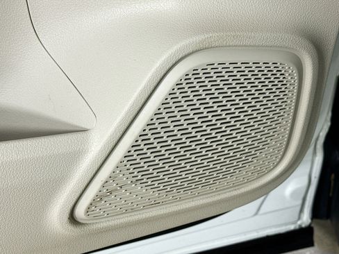 Certified 2023 Mercedes-Benz GLA 250 4MATIC w/ Premium Package image 24