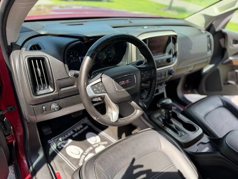 Used 2017 GMC Canyon Denali RWD image 12
