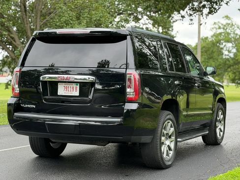 Used 2016 GMC Yukon Denali w/ Open Road Package AWD/4WD image 5