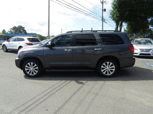 Used 2011 Toyota Sequoia Limited AWD/4WD image 4