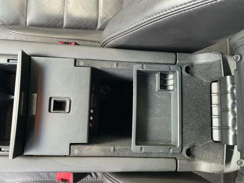 Used 2013 Ford Taurus SEL FWD image 26
