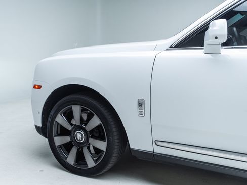 Used 2019 Rolls-Royce Cullinan AWD/4WD image 58