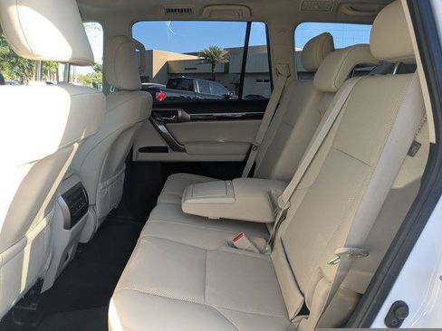Certified 2022 Lexus GX 460 Premium w/ Premium Package AWD/4WD image 14