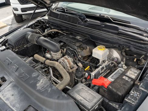 Used 2022 RAM 1500 Laramie w/ Night Edition AWD/4WD image 29