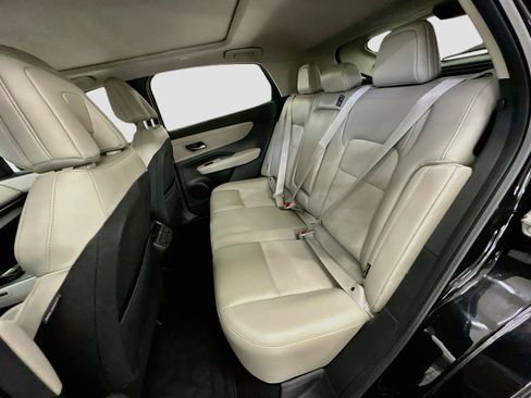 Used 2024 Nissan Ariya AWD image 30