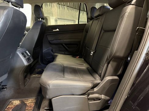 Used 2021 Volkswagen Atlas SE image 17